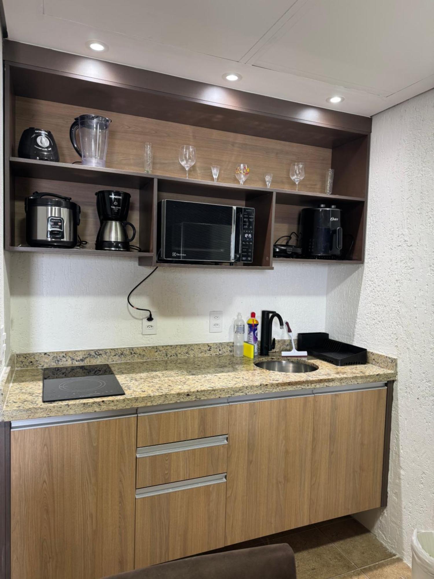 Flat Frente Mar Canal 3 Apartamento *